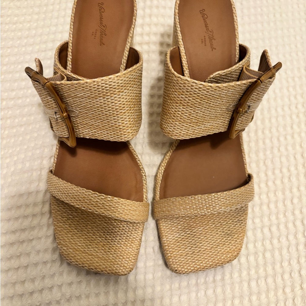 Universal Thread Tan Woven Sandals